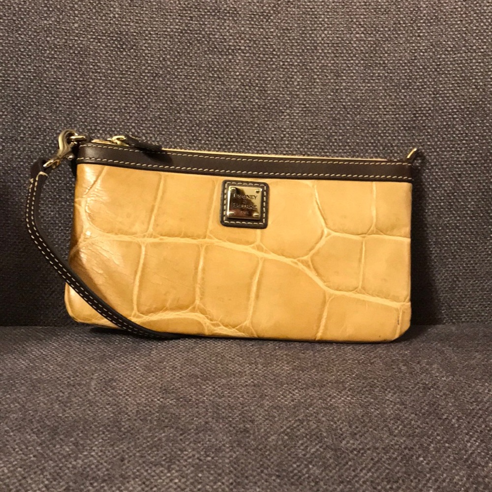 H 4.5” / L 8” / W .5”